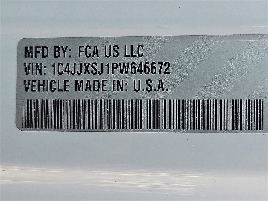 Used 2023 Jeep Wrangler Unlimited Rubicon 392 w/ Trailer Tow Package image 28