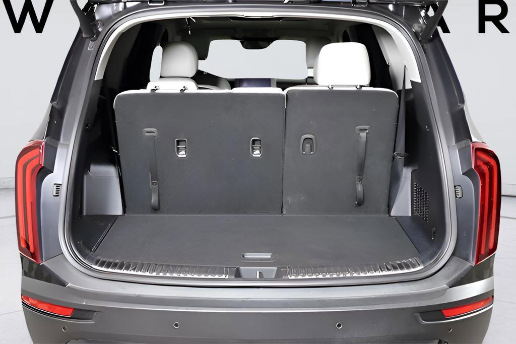 Used 2021 Kia Telluride SX w/ Nightfall Edition Package image 9