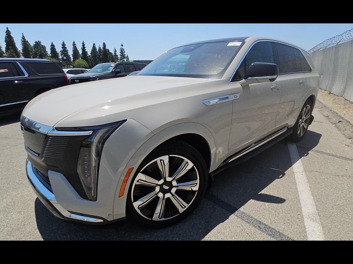 Used 2026 Cadillac Escalade IQ Luxury 2 AWD/4WD image 1