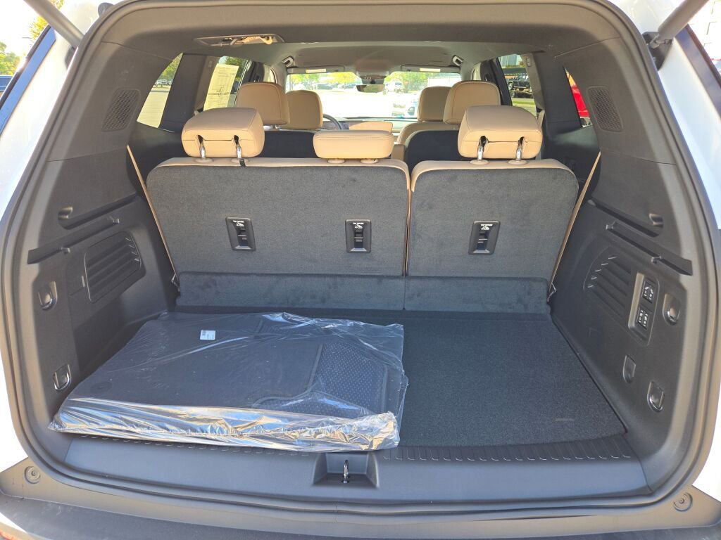 New 2026 Buick Enclave Preferred w/ Power Package image 19