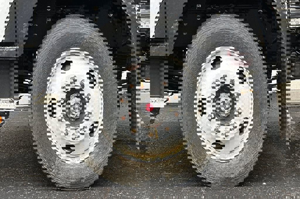 New 2023 Chevrolet Low Cab Forward 6500XD RWD image 22