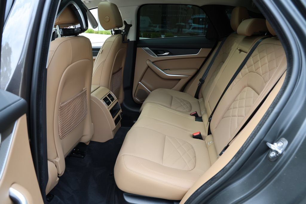 Used 2023 Jaguar F-PACE S AWD/4WD image 11