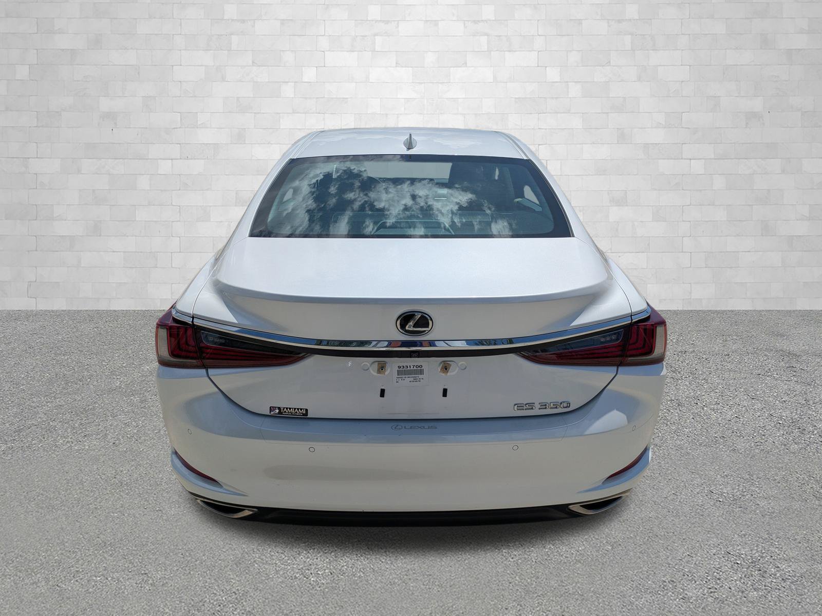 Used 2019 Lexus ES 350 w/ Premium Package FWD image 3