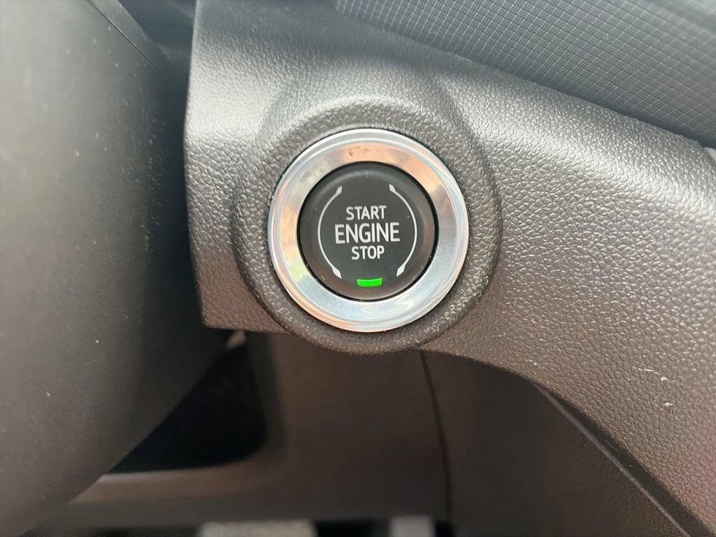 Used 2023 Chevrolet TrailBlazer ACTIV w/ Convenience Package AWD/4WD image 25