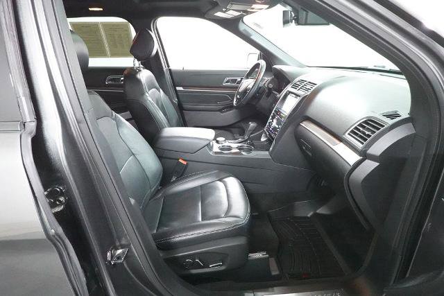 Certified 2017 Ford Explorer Limited w/ Equipment Group 301A image 32