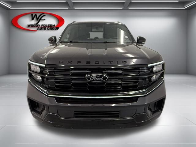 New 2026 Ford Expedition Platinum AWD/4WD image 2