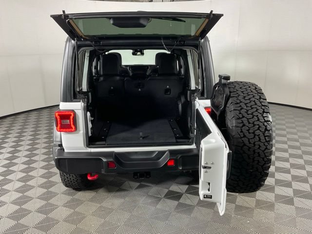 Used 2024 Jeep Wrangler Unlimited Rubicon w/ Technology Group AWD/4WD image 41