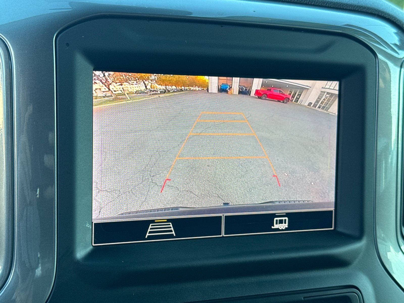 Used 2022 Chevrolet Silverado 1500 Custom image 21