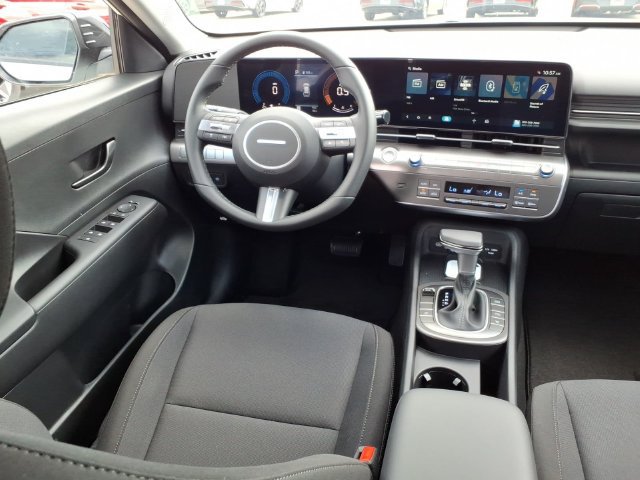 New 2027 Hyundai Kona SEL Sport FWD image 4