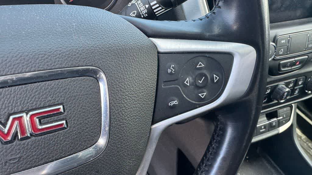 Used 2022 GMC Terrain SLT w/ LPO, Floor Liner Package image 24