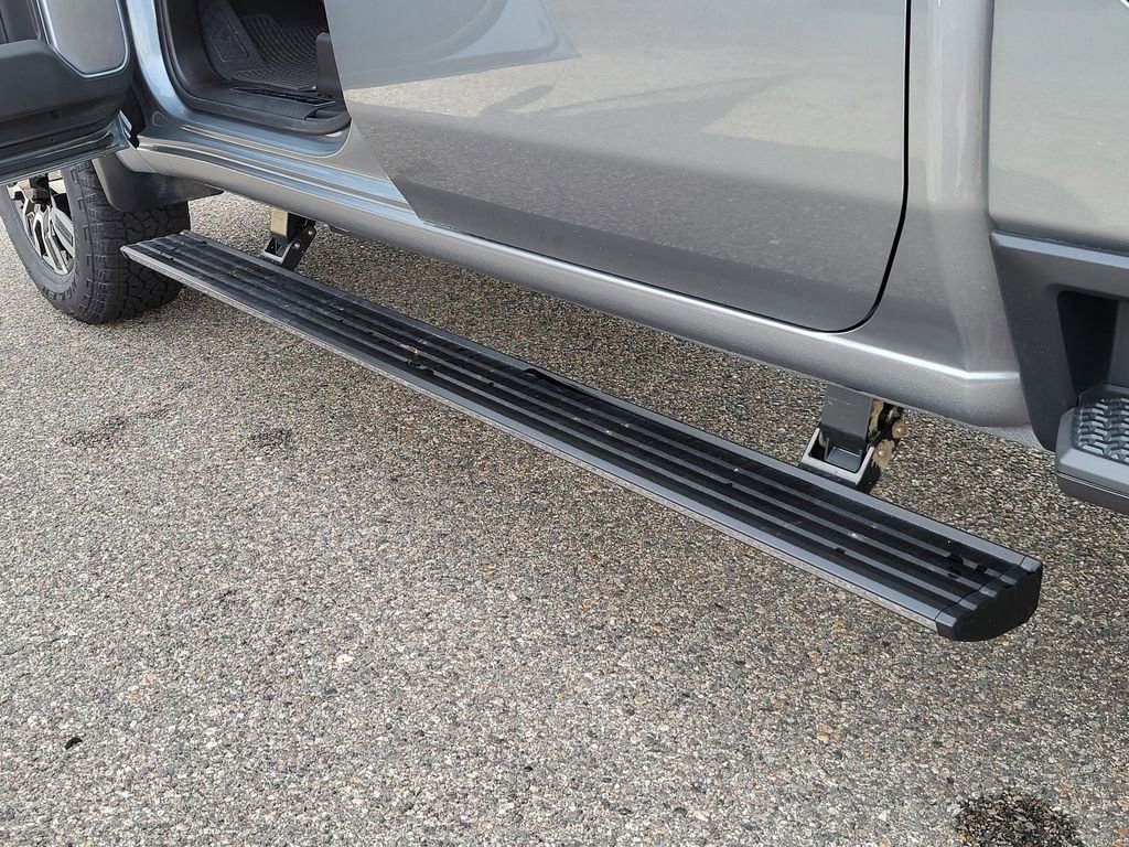 Used 2024 GMC Sierra 2500 Denali Ultimate w/ Max Trailering Package image 16