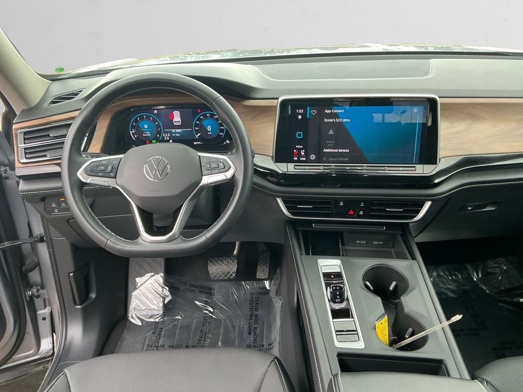 Used 2024 Volkswagen Atlas SE image 10