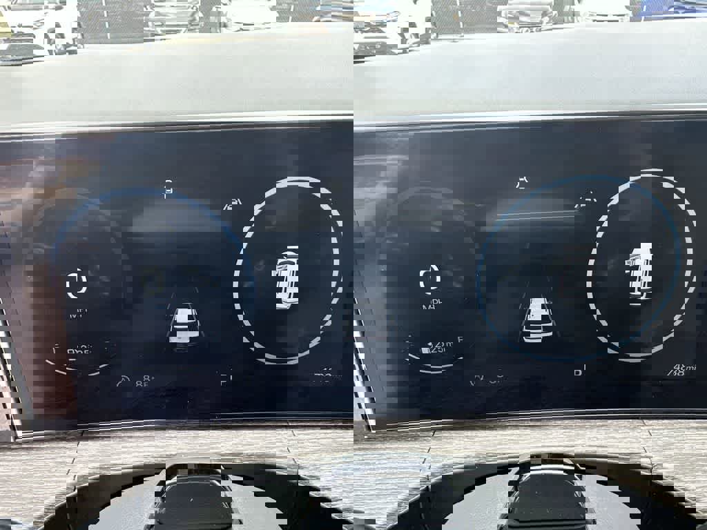 Used 2024 Hyundai Santa Fe Limited image 16