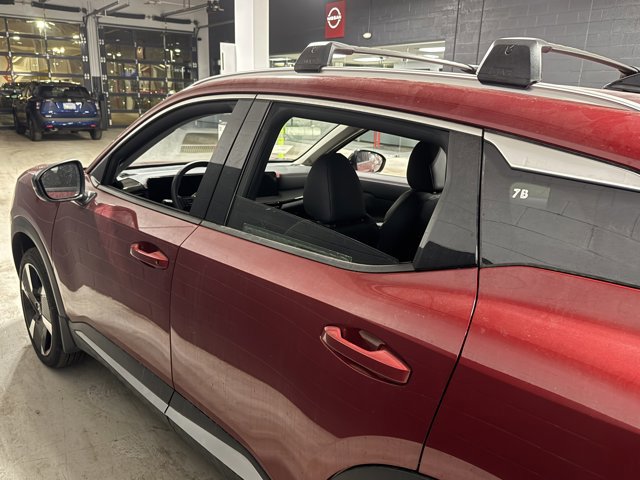 New 2026 Nissan Kicks SR w/ Cold Weather Package image 18