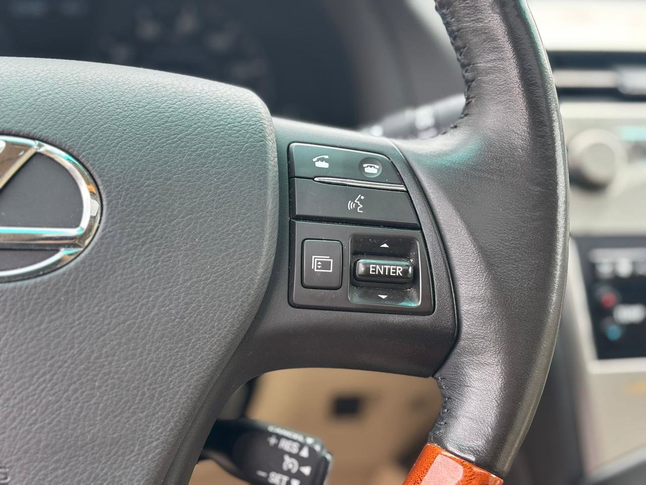 Used 2012 Lexus RX 450h FWD w/ Premium Pkg image 25