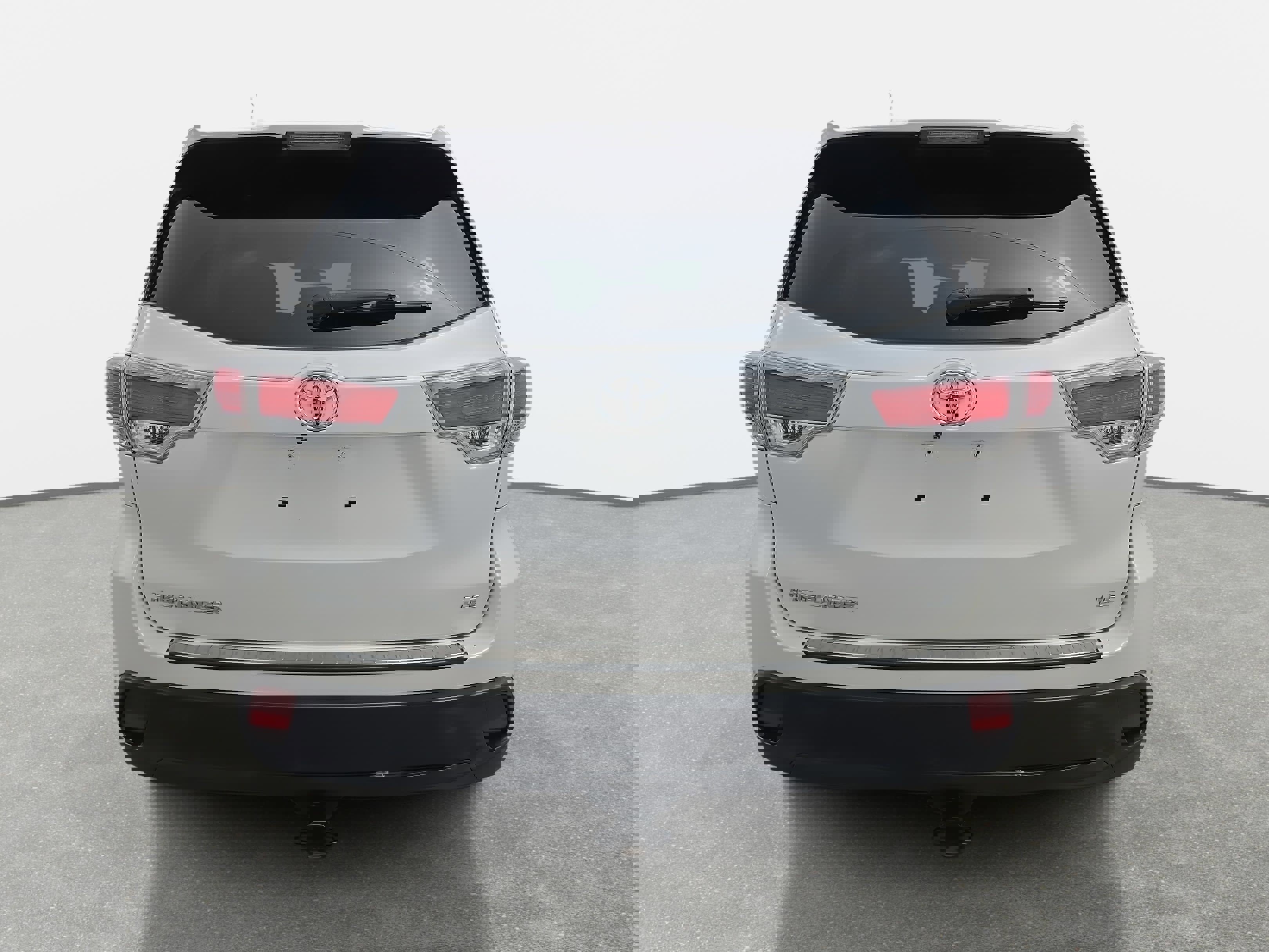 Used 2015 Toyota Highlander LE image 4