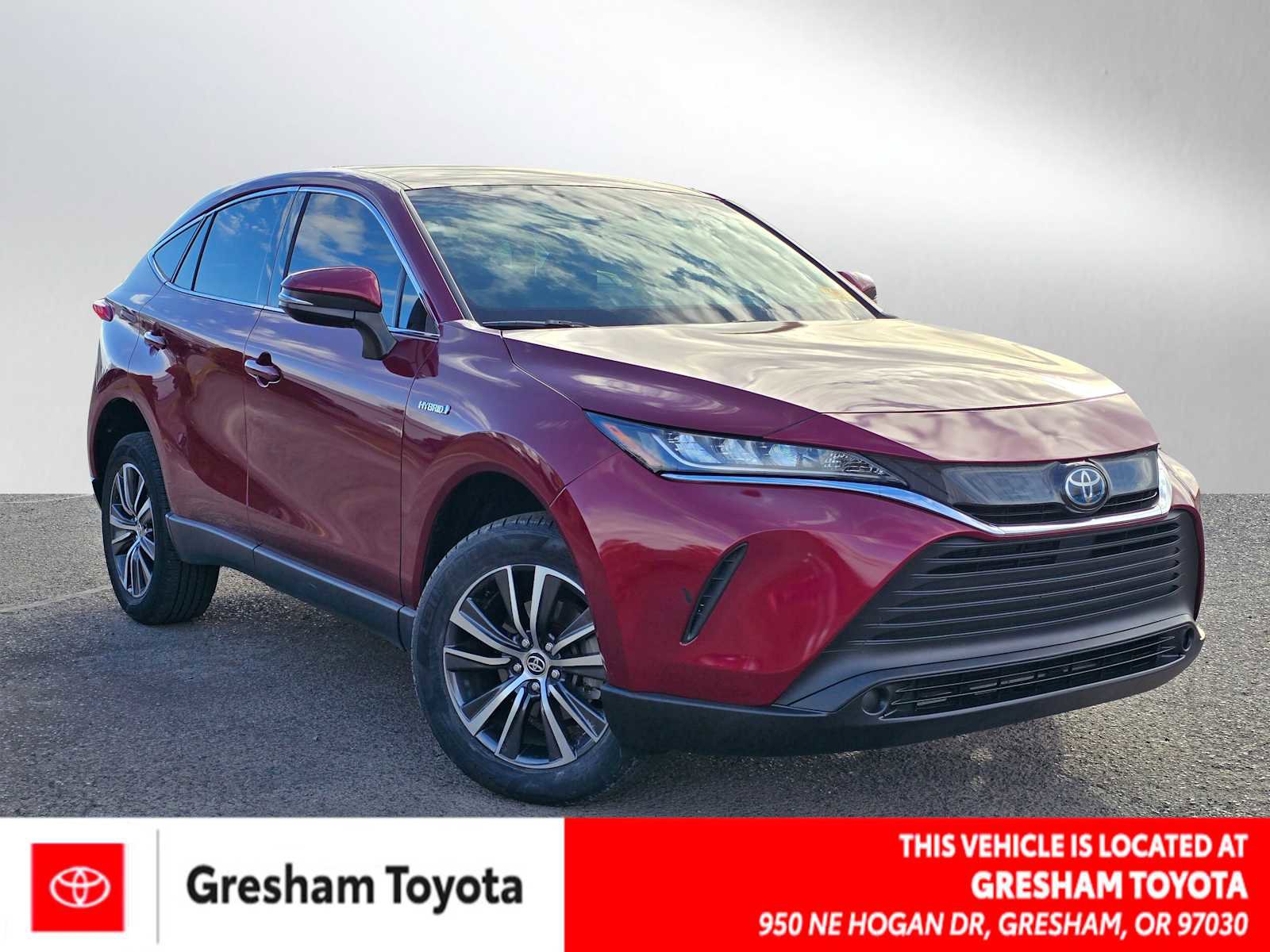 Used 2021 Toyota Venza LE w/ Carpet Mat Package (TMS)