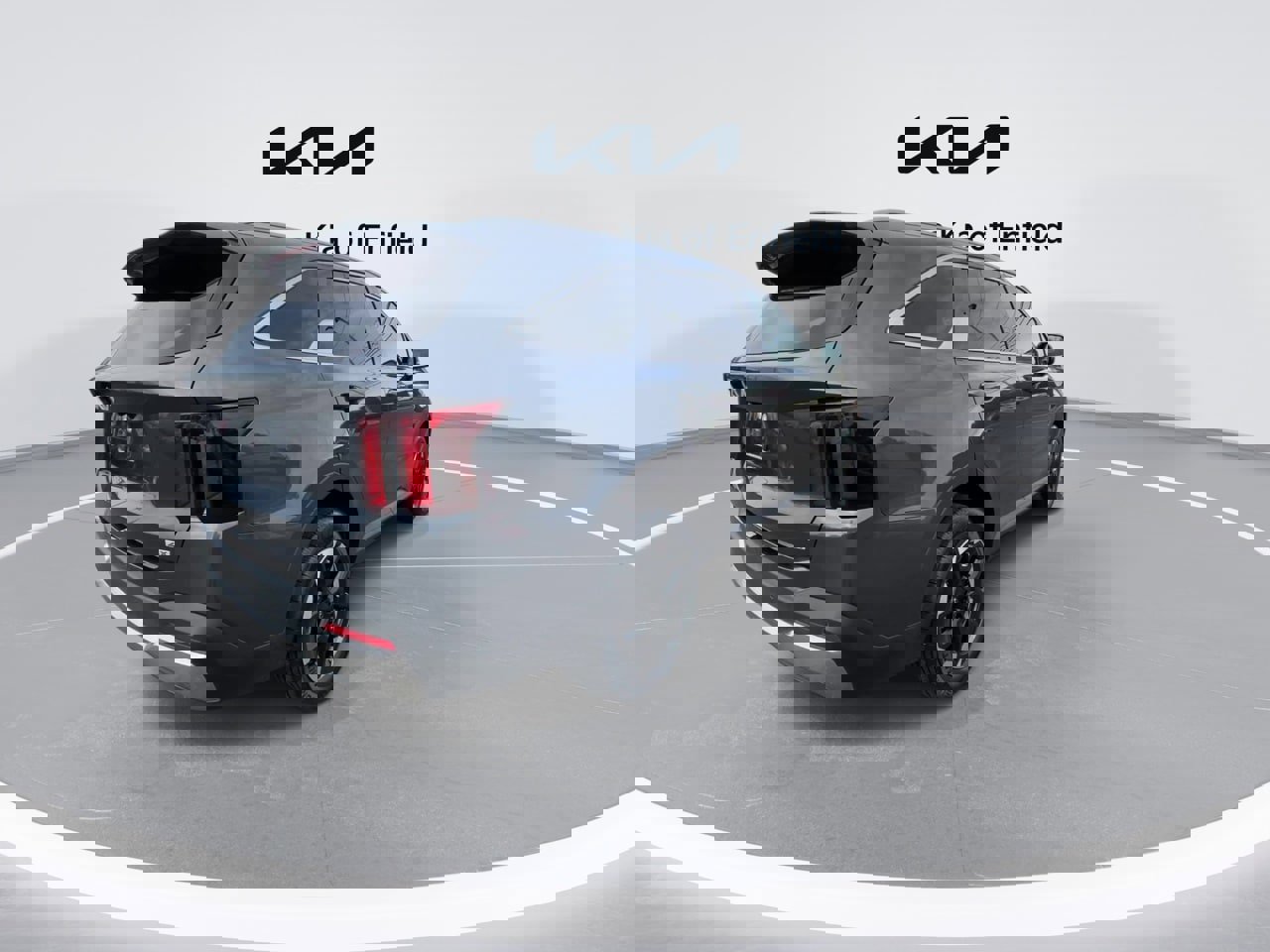 Used 2024 Kia Sorento S image 8