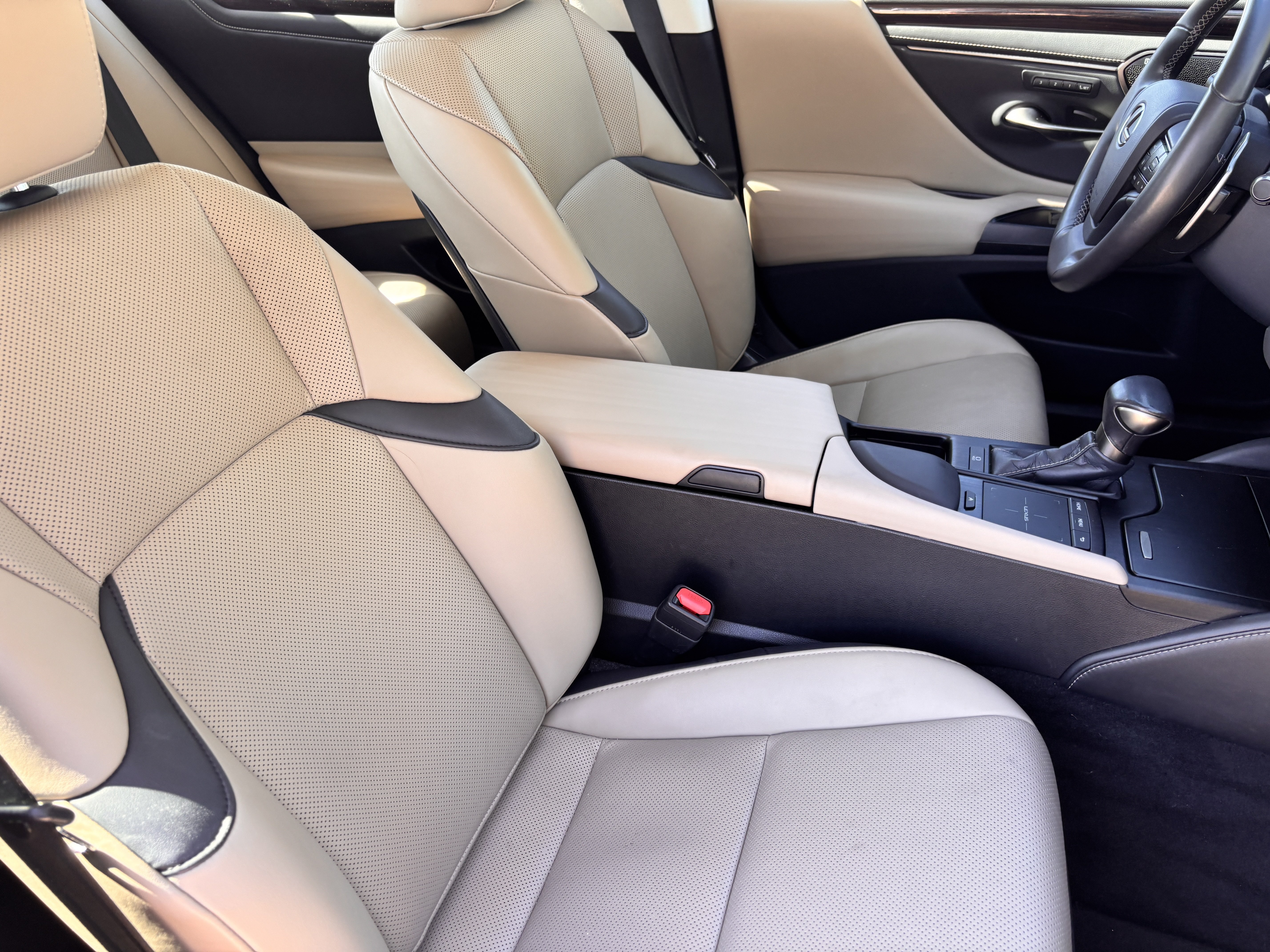 Used 2019 Lexus ES 350 w/ Premium Package FWD image 33