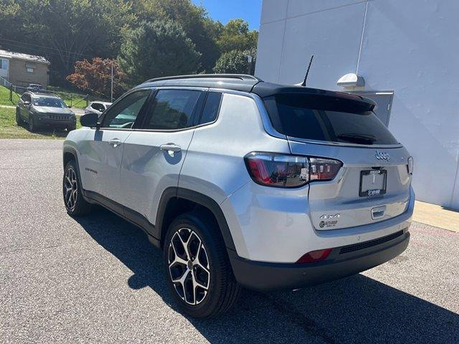 New 2026 Jeep Compass Limited image 8