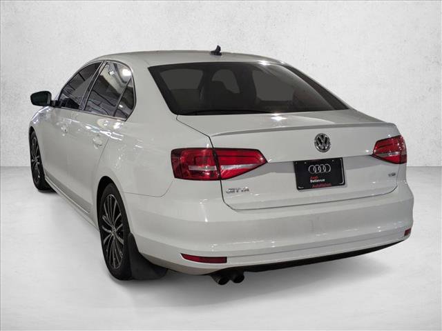 Used 2015 Volkswagen Jetta Sport image 8