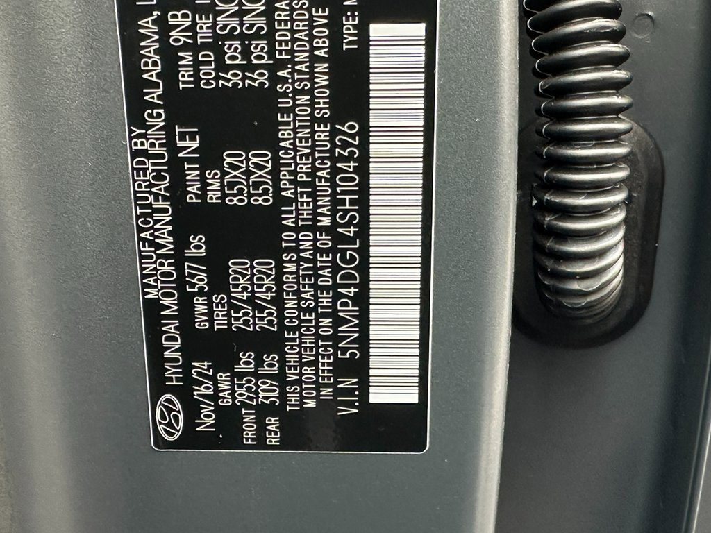 Certified 2025 Hyundai Santa Fe Limited image 40