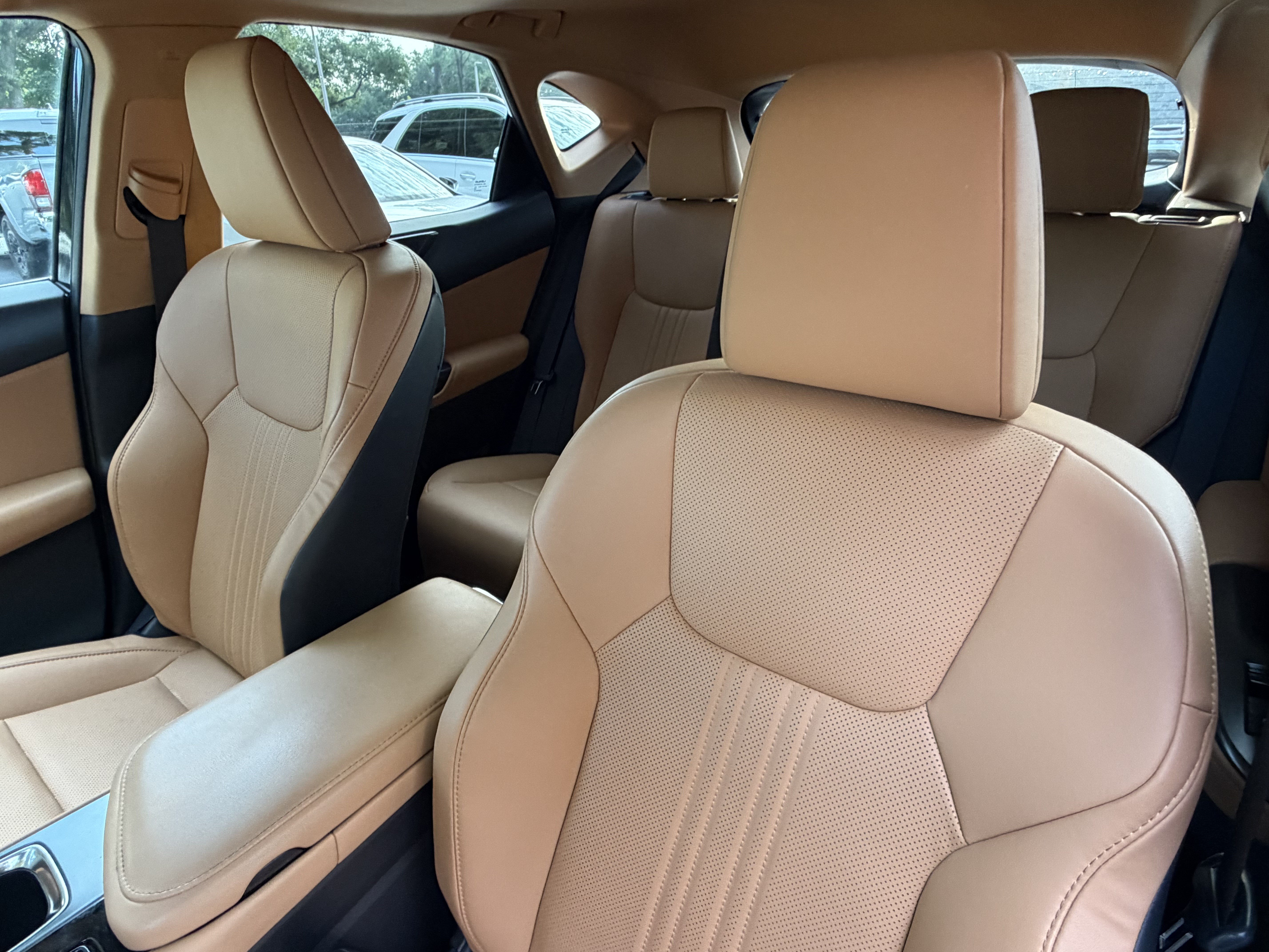 Certified 2025 Lexus NX 250 FWD w/ Premium Package image 17