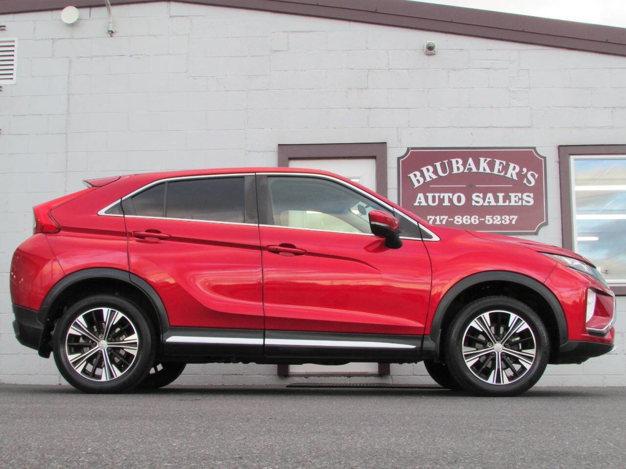 Used 2018 Mitsubishi Eclipse Cross SEL image 7