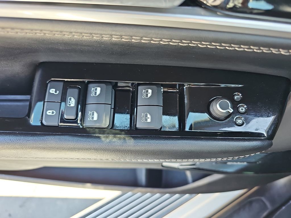 Used 2022 Jeep Wagoneer Series III w/ Premium Group I image 33