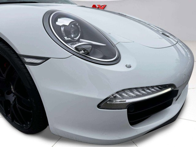Used 2013 Porsche 911 Carrera S image 10