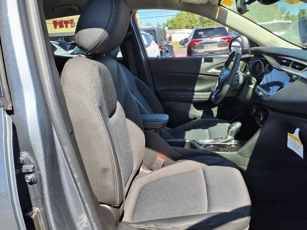 Certified 2022 Buick Encore GX Preferred w/ Sport Touring Package image 12