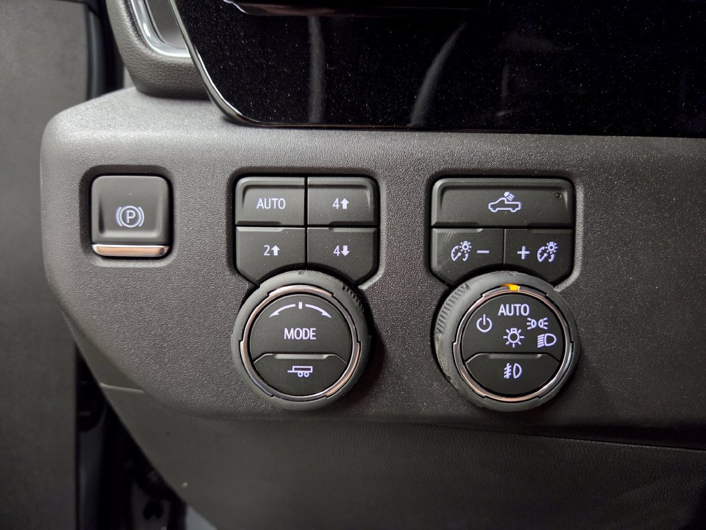 New 2026 Chevrolet Silverado 1500 RST w/ Z71 Off-Road Package AWD/4WD image 22