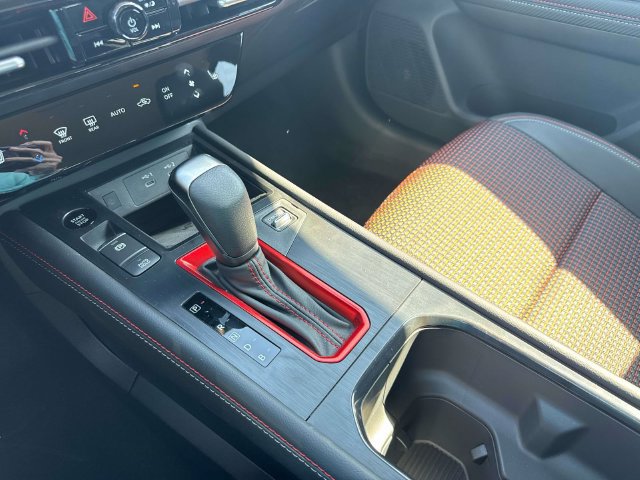 New 2027 Nissan Kicks SR FWD image 29