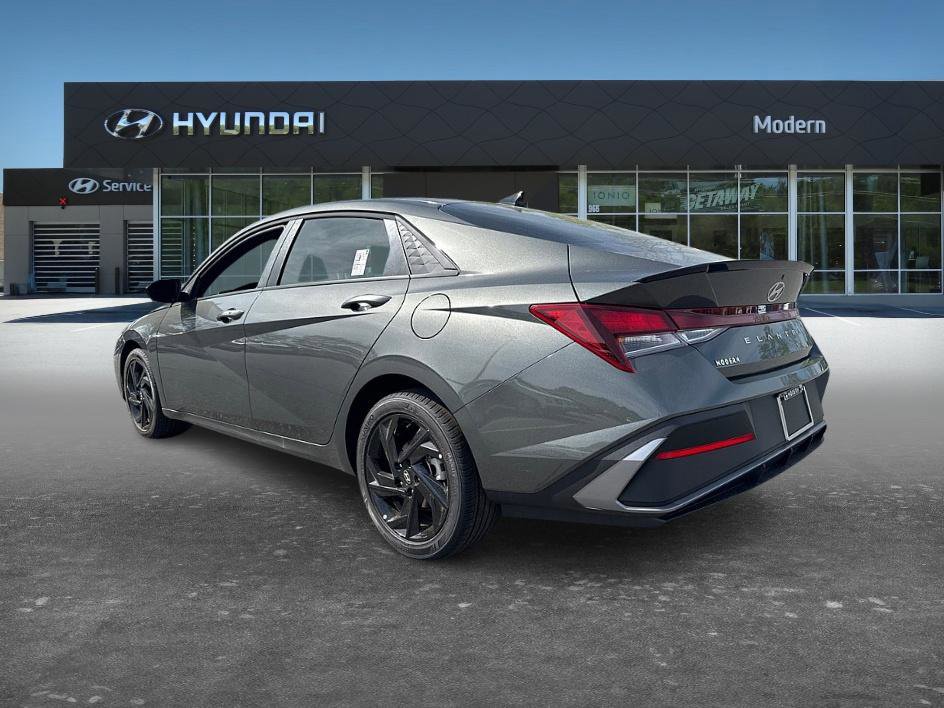 New 2026 Hyundai Elantra Sport FWD image 4