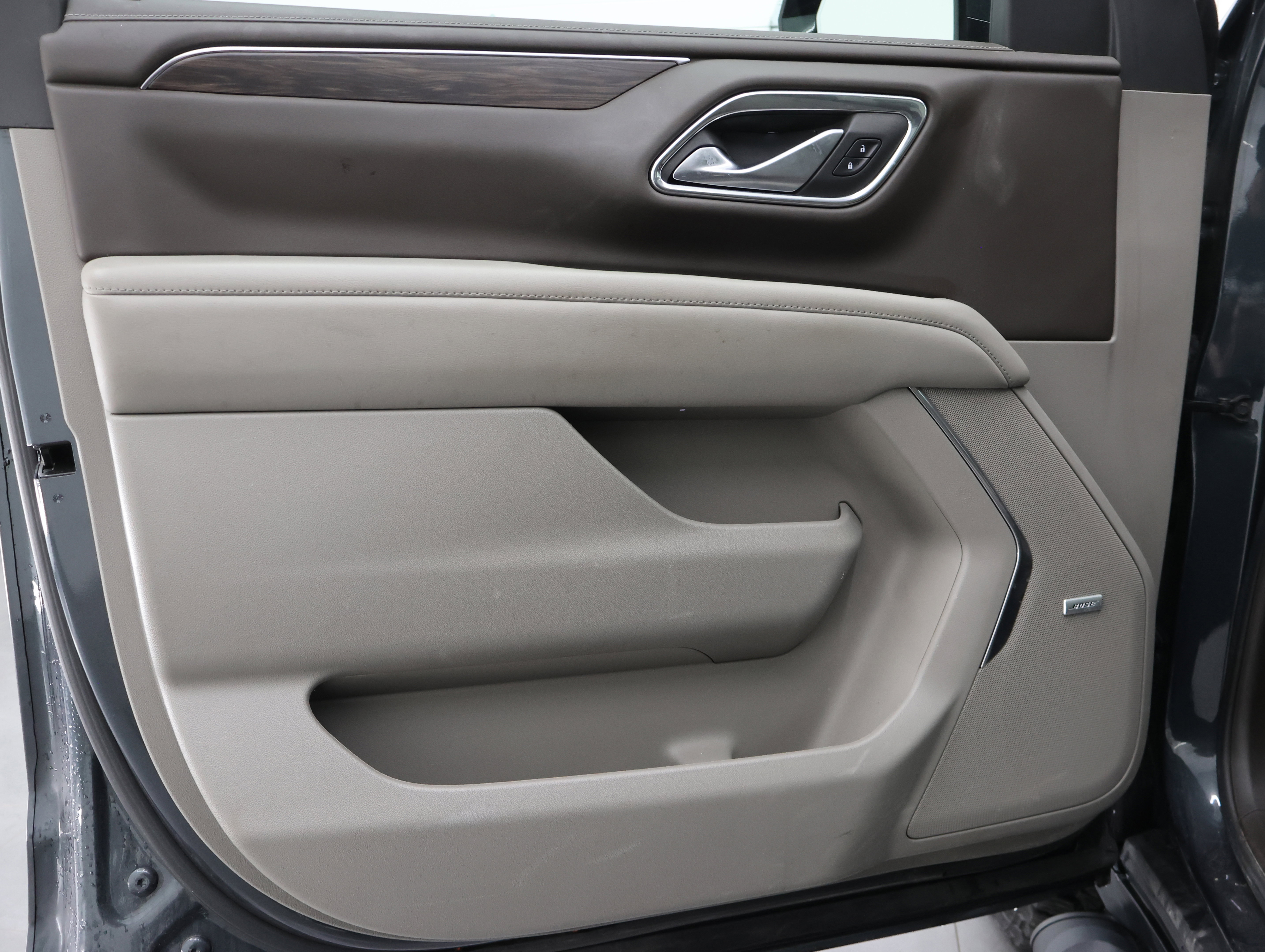 Used 2022 Chevrolet Tahoe Z71 w/ Z71 Off-Road Package image 48