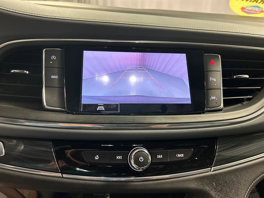 Used 2024 Buick Enclave Essence w/ Sport Touring Edition AWD/4WD image 18