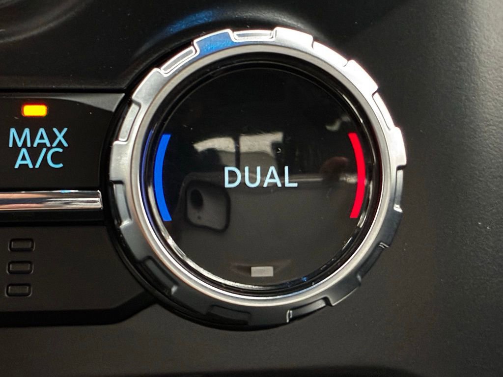 New 2026 Ford F250 Lariat image 27