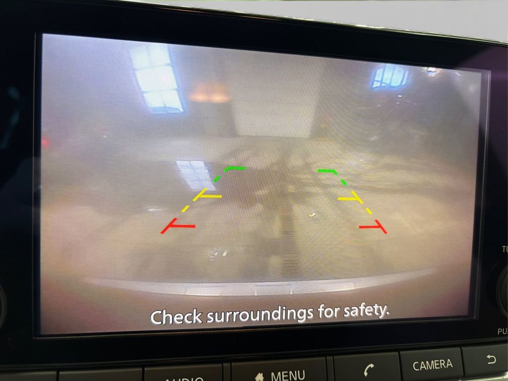 Used 2023 Nissan Rogue SV image 31