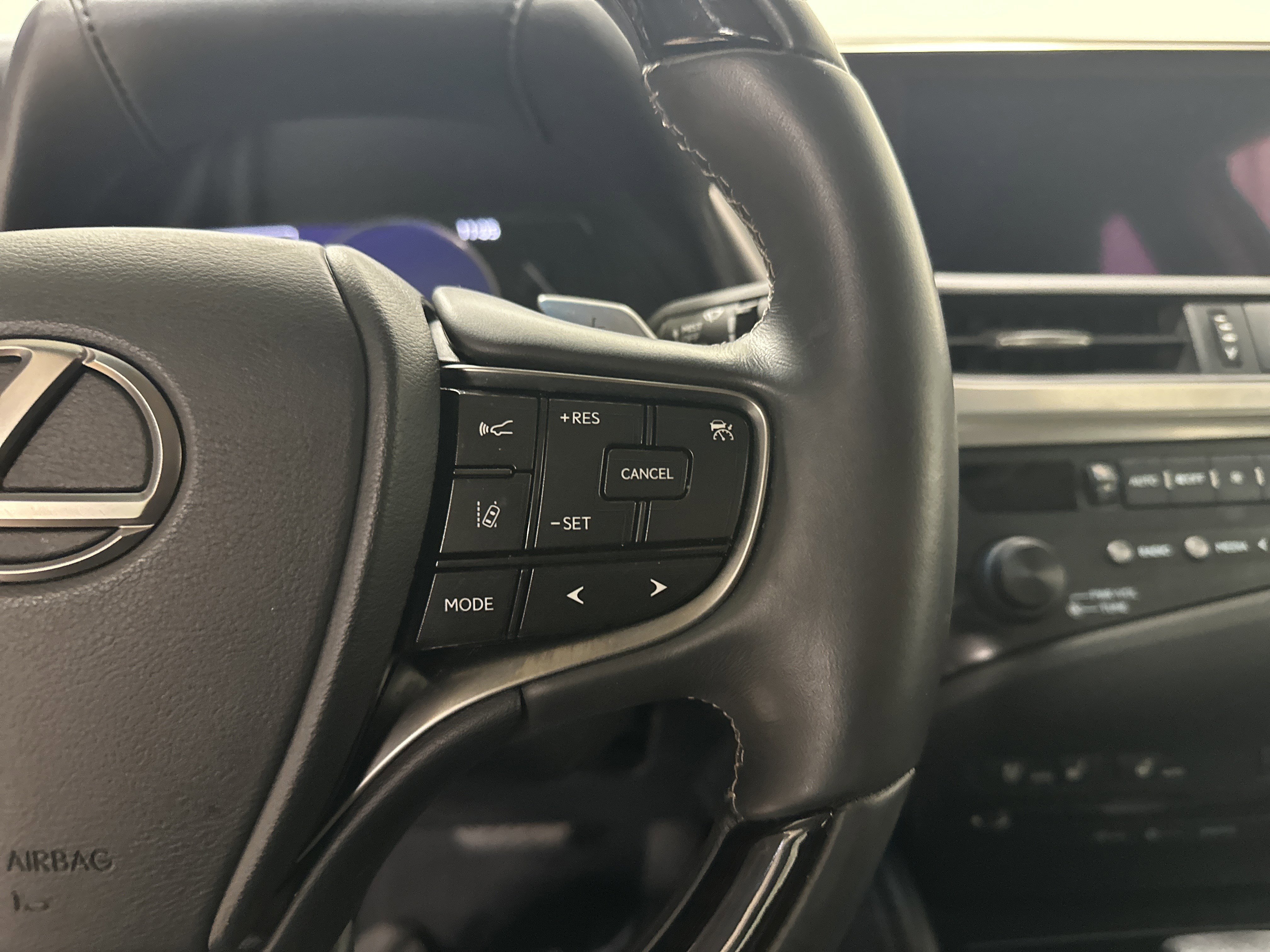 Used 2020 Lexus ES 350 w/ Premium Package image 20