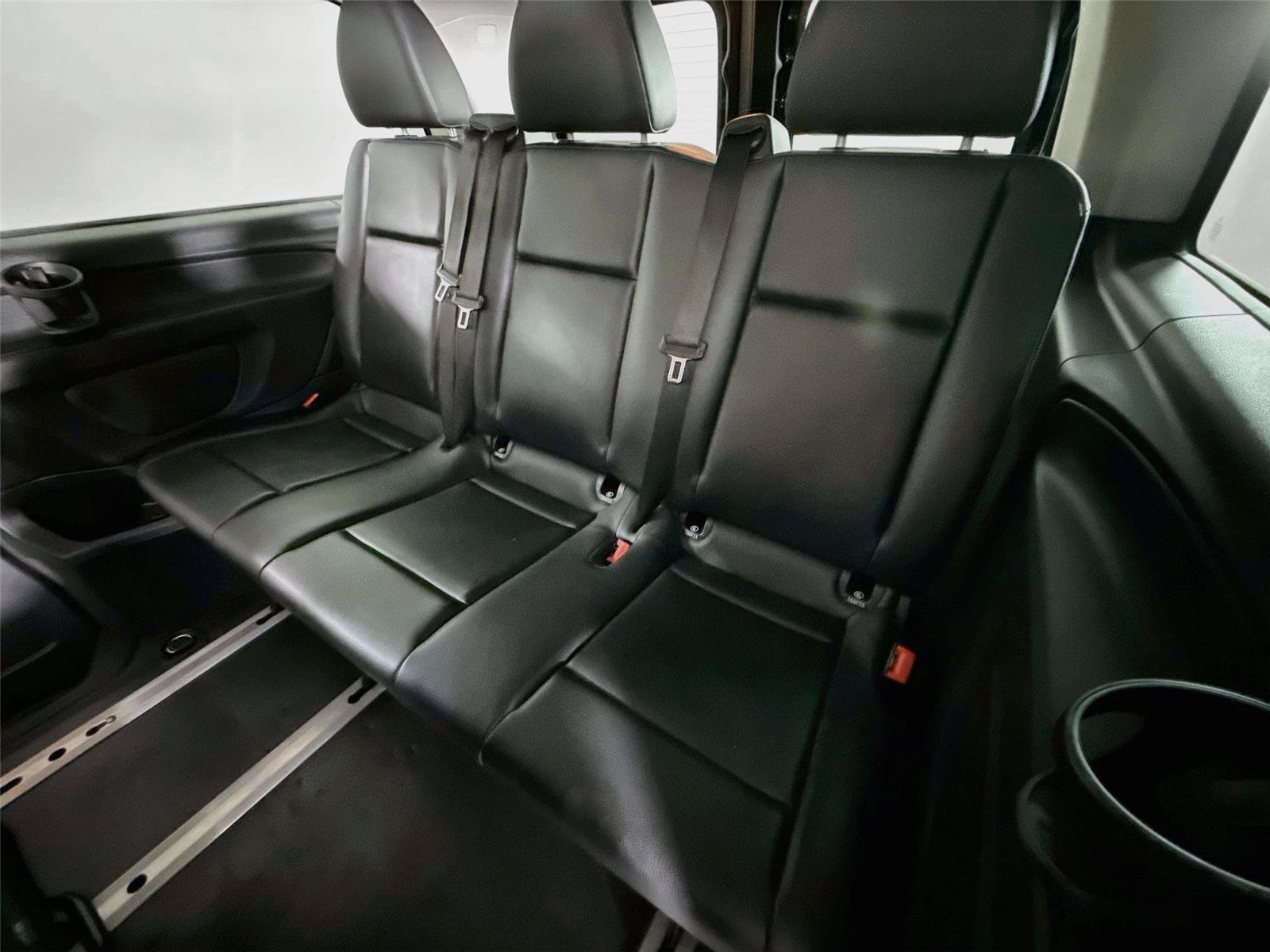 Used 2022 Mercedes-Benz Metris Passenger image 25