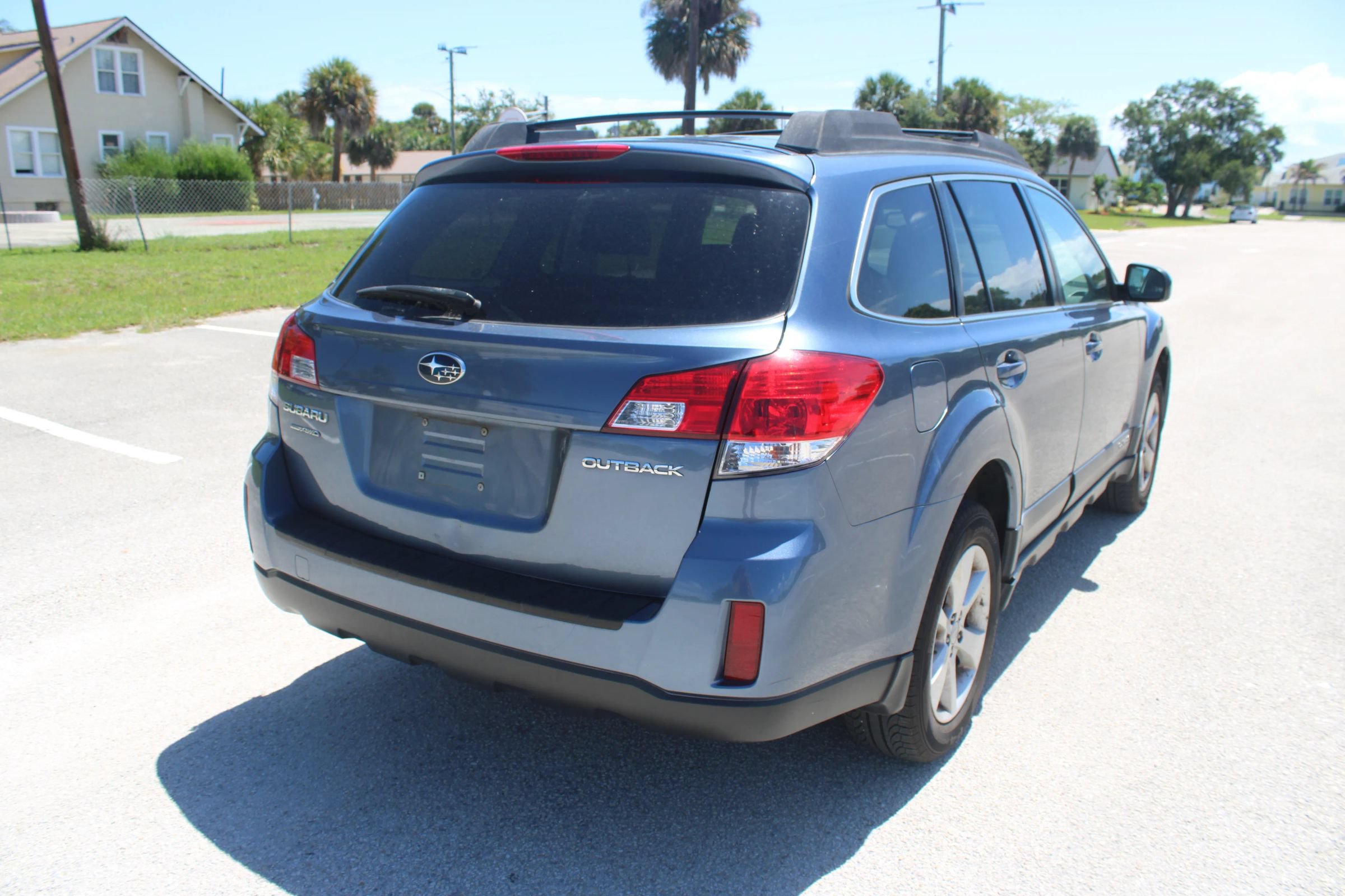 Used 2013 Subaru Outback 2.5i Premium w/ Popular Pkg 1B AWD/4WD image 22