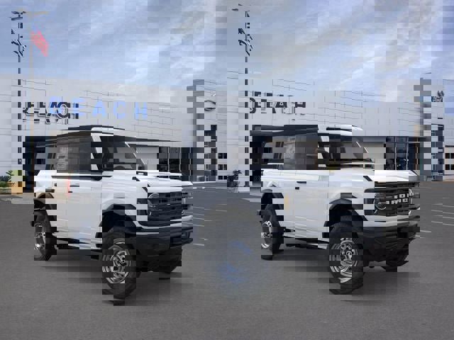 New 2025 Ford Bronco 4-Door image 7