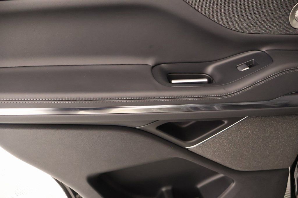 New 2025 Lincoln Navigator Reserve w/ Jet Appearance Package image 18