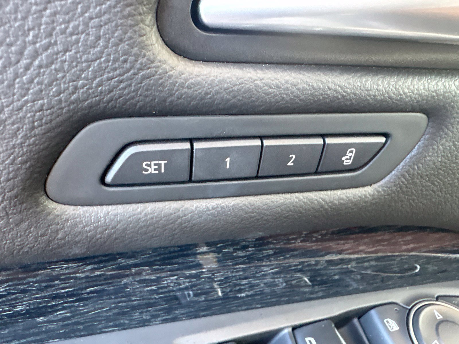 Used 2024 Cadillac XT4 Sport FWD image 13