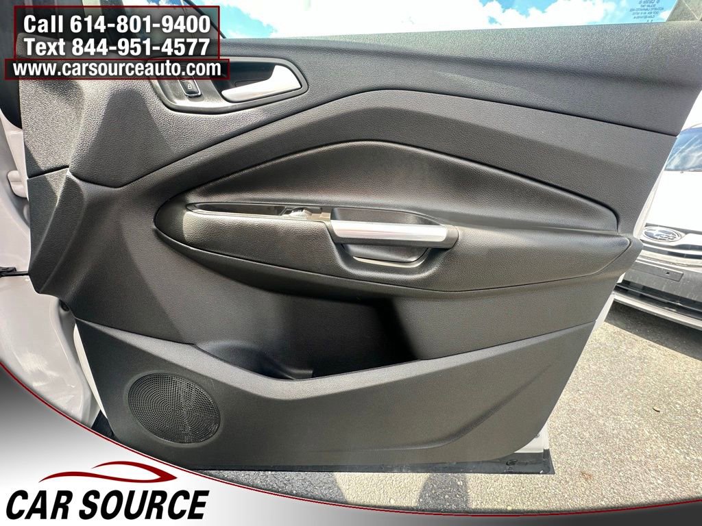 Used 2016 Ford Escape Titanium w/ Equipment Group 301A AWD/4WD image 23