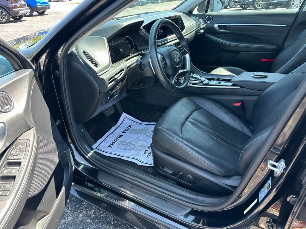 Used 2022 Hyundai Sonata Limited FWD image 12
