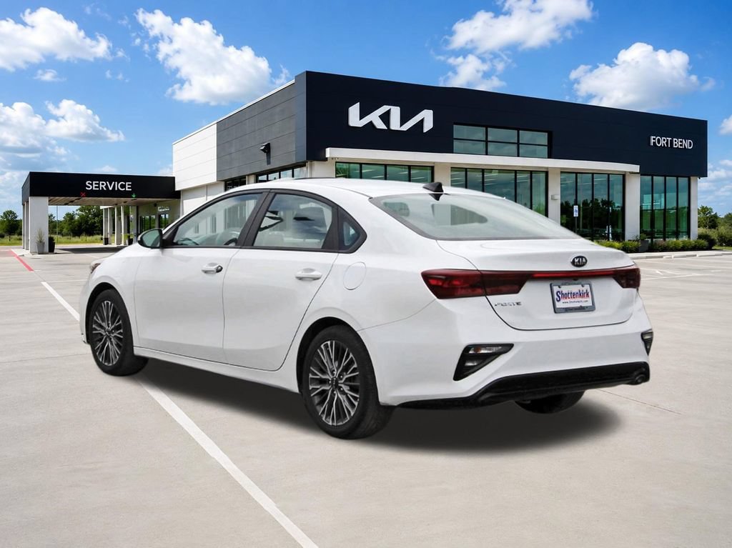 Used 2021 Kia Forte LXS FWD image 7