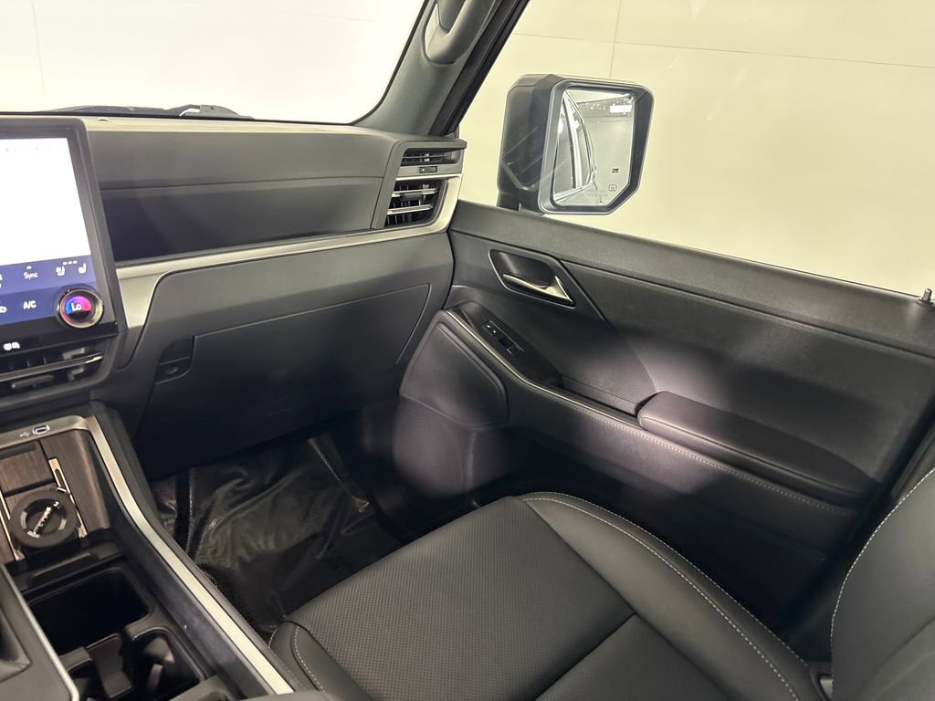 Used 2024 Lexus GX 550 w/ Cold Area Package image 30