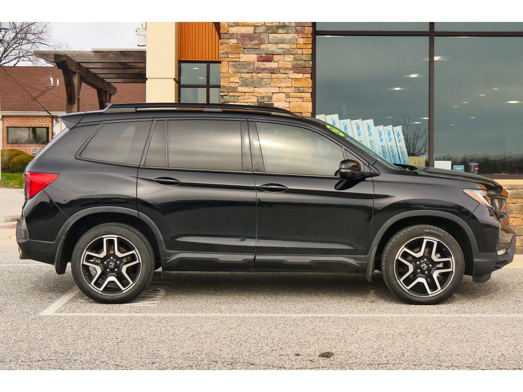 Used 2023 Honda Passport Elite image 2