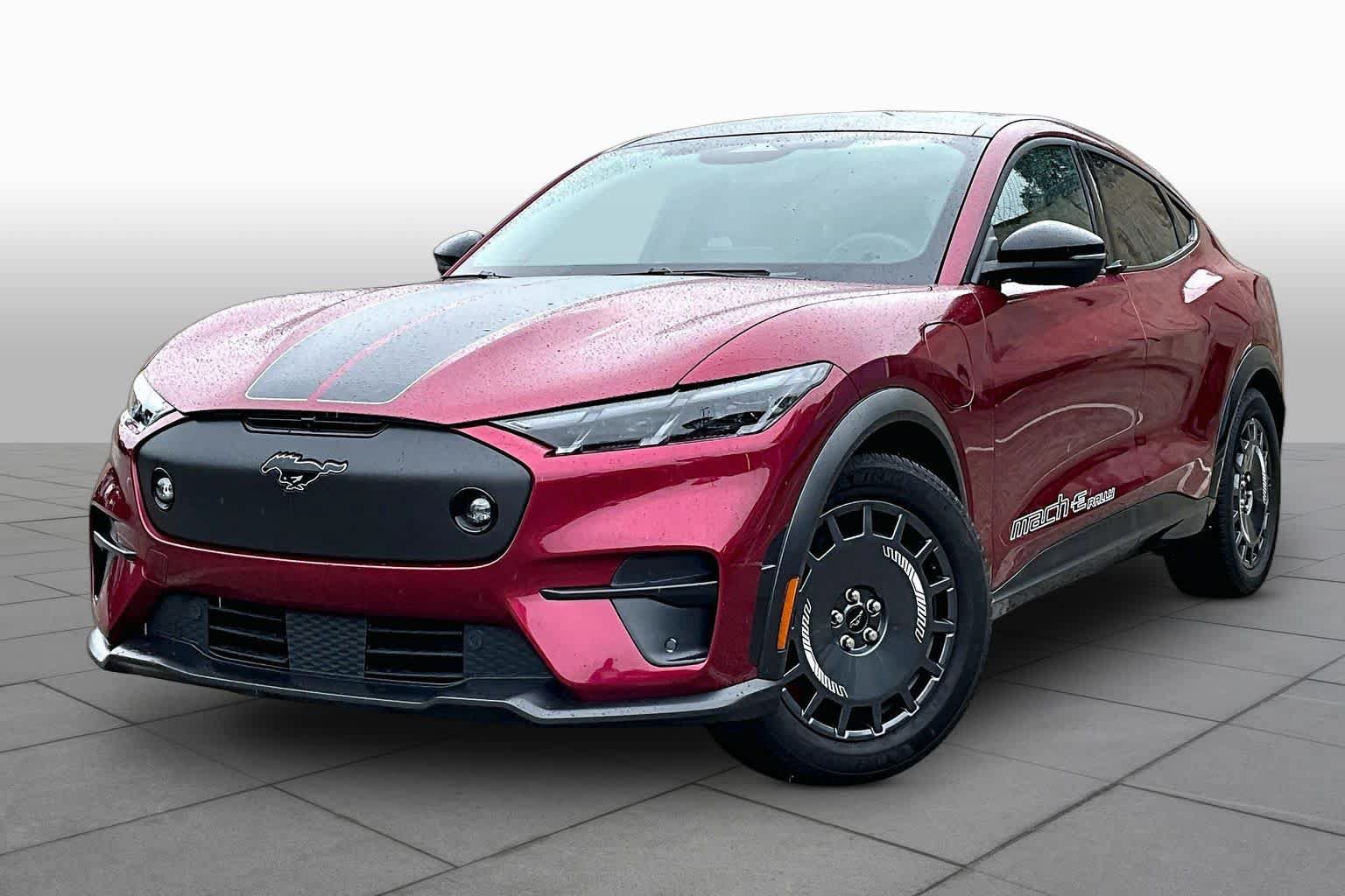 Certified 2025 Ford Mustang Mach-E GT AWD/4WD image 34